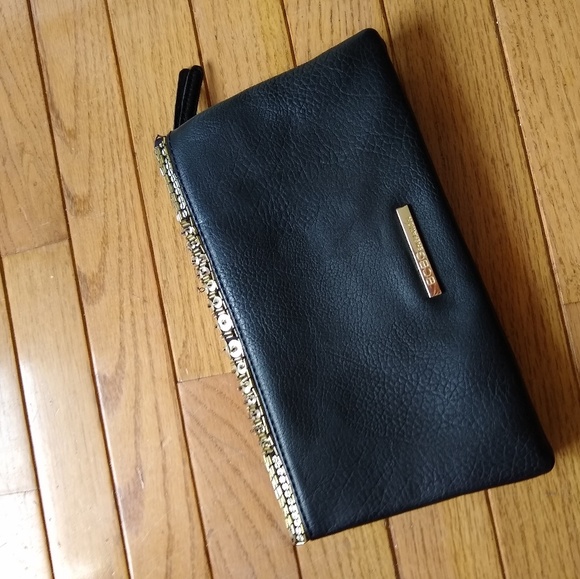 BCBG Evening or Day Clutch - Picture 4 of 7